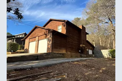 8678 Glenwoods Drive, Riverdale, GA 30274 - Photo 2