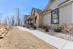 655 Mountainside Dr, Cleveland, GA 30528 - Photo 4