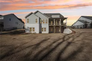 7945 Heritage Farm Ct, Dawsonville, GA 30534 - Photo 2