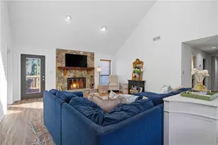 3555 Schilling Ridge, Peachtree Corners, GA 30096 - Photo 6