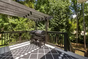 1675 Alvarado Terrace SW, Atlanta, GA 30310 - Photo 20