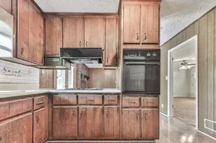 10381 E Cherokee Dr, Canton, GA 30115 - Photo 14