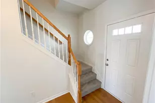 2721 Cedar Dr, Lawrenceville, GA 30043 - Photo 10