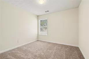 215 Cool Weather Dr, Lawrenceville, GA 30045 - Photo 22