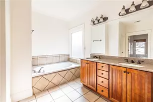 1349 Benteen Park Dr, Atlanta, GA 30315 - Photo 38