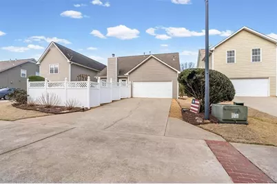 812 Cambron Commons Trace, Suwanee, GA 30024 - Photo 32