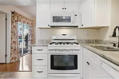 3301 Henderson Mill Road #J1, Atlanta, GA 30341 - Photo 12