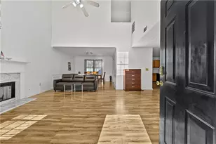 4005 Jackson Shoals Ct, Lawrenceville, GA 30044 - Photo 4