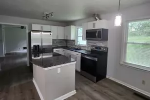 1700 Pine Circle, Lawrenceville, GA 30044 - Photo 4