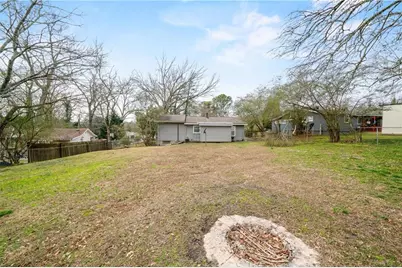 2899 Hall Drive SE, Smyrna, GA 30082 - Photo 12