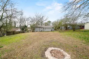 2899 Hall Dr SE, Smyrna, GA 30082 - Photo 12