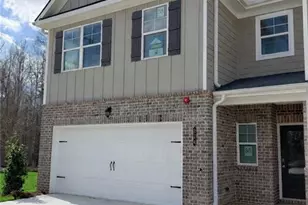 374 Lanier Cir, Woodstock, GA 30189 - Photo 1