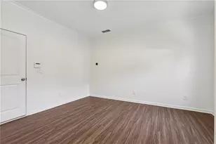 565 Broadview Pl NE, Atlanta, GA 30324 - Photo 4