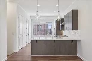 565 Broadview Pl NE, Atlanta, GA 30324 - Photo 8