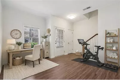 565 Broadview Place NE, Atlanta, GA 30324 - Photo 2