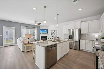 410 Lanier Circle, Woodstock, GA 30189 - Photo 10