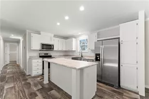 2410 Bolman Rd, Gainesville, GA 30507 - Photo 8