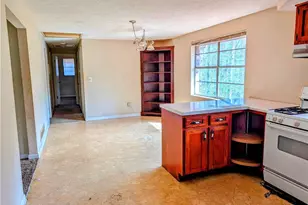 5995 N Bear Dr, Douglasville, GA 30135 - Photo 10