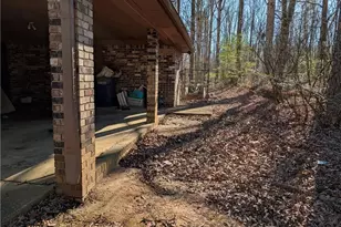 5995 N Bear Dr, Douglasville, GA 30135 - Photo 8