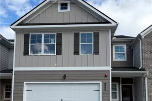 398 Lanier Cir, Woodstock, GA 30189 - Photo 2