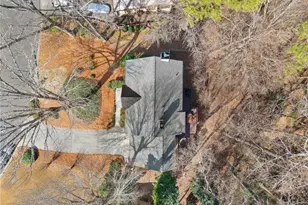 2125 Fairfax Dr, Alpharetta, GA 30009 - Photo 2