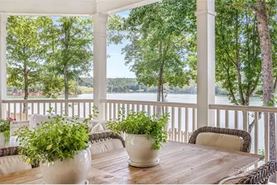 218 Lake Pointe Drive, Gainesville, GA 30506 - Photo 8