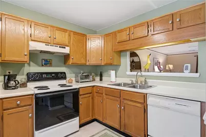 675 Coventry Township Lane, Marietta, GA 30062 - Photo 12