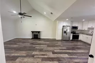 404B Brookstone Dr, Dahlonega, GA 30533 - Photo 4