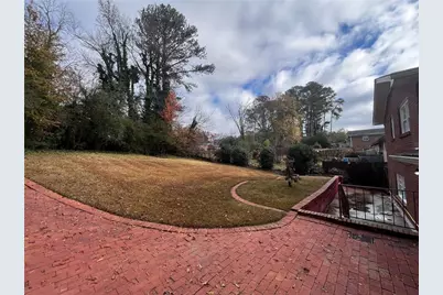 4016 Elmscourt Drive, Stone Mountain, GA 30083 - Photo 12