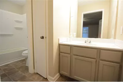 294 E Burns Court #D, Marietta, GA 30008 - Photo 6