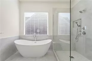 5683 Brendlynn Dr, Suwanee, GA 30024 - Photo 24