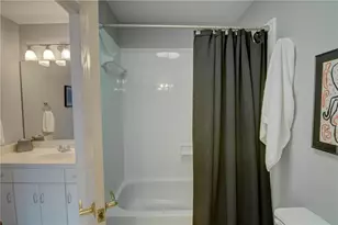 520 Redding View Ct, Atlanta, GA 30328 - Photo 36