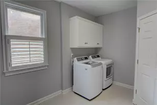 520 Redding View Ct, Atlanta, GA 30328 - Photo 18