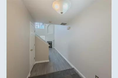 1987 Manhattan Parkway, Decatur, GA 30035 - Photo 6