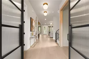 4045 Merritt Dr, Cumming, GA 30041 - Photo 4