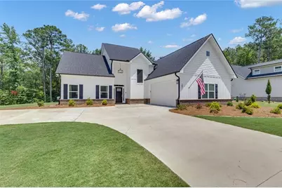 147 Wolf Creek Cove, Lagrange, GA 30240 - Photo 1
