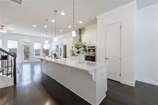 4160 Townsend Ln, Dunwoody, GA 30346 - Photo 8