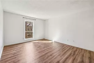 1503 Woodcliff Dr NE, Atlanta, GA 30350 - Photo 18
