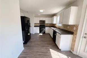 160 Jericho Dr, Covington, GA 30016 - Photo 2