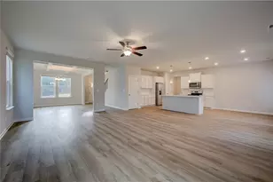 113 St Anne's Pl, Covington, GA 30016 - Photo 8