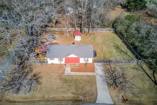 1269 4th Ave, Auburn, GA 30011 - Photo 2