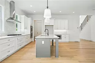 3917 Bellair Dr, Marietta, GA 30066 - Photo 8
