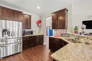 12391 Hillcrest Dr, Hampton, GA 30228 - Photo 10