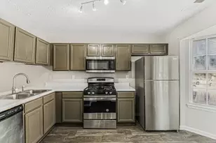 5910 Hampton Ct, Atlanta, GA 30349 - Photo 6