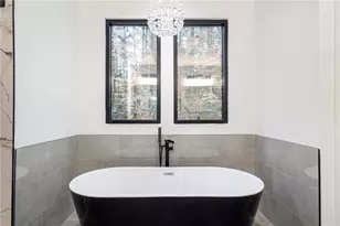 3626 N Stratford Rd NE, Atlanta, GA 30342 - Photo 8