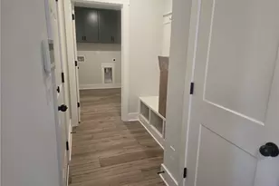 226 Coffee Ln, Hoschton, GA 30548 - Photo 4