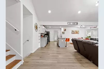 2723 Horseshoe Creek Drive SW, Marietta, GA 30064 - Photo 4