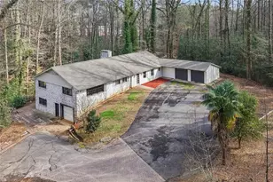 5655 Lake Forrest Dr NW, Atlanta, GA 30342 - Photo 24