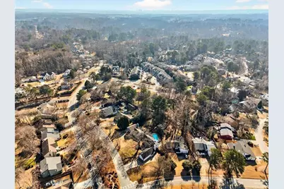 1056 Indian Hills Parkway NE, Marietta, GA 30068 - Photo 32