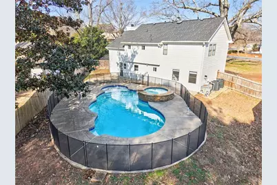 1056 Indian Hills Parkway NE, Marietta, GA 30068 - Photo 32